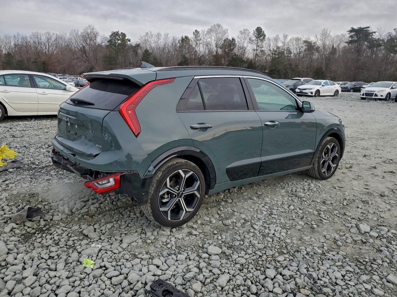 2024 KIA NIRO SX TOURING photo 5