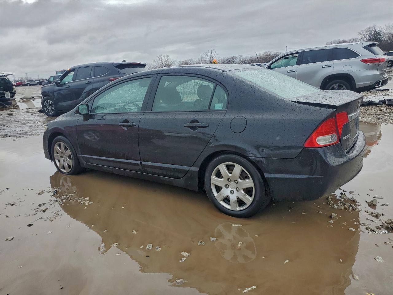 2010 HONDA CIVIC LX photo 4