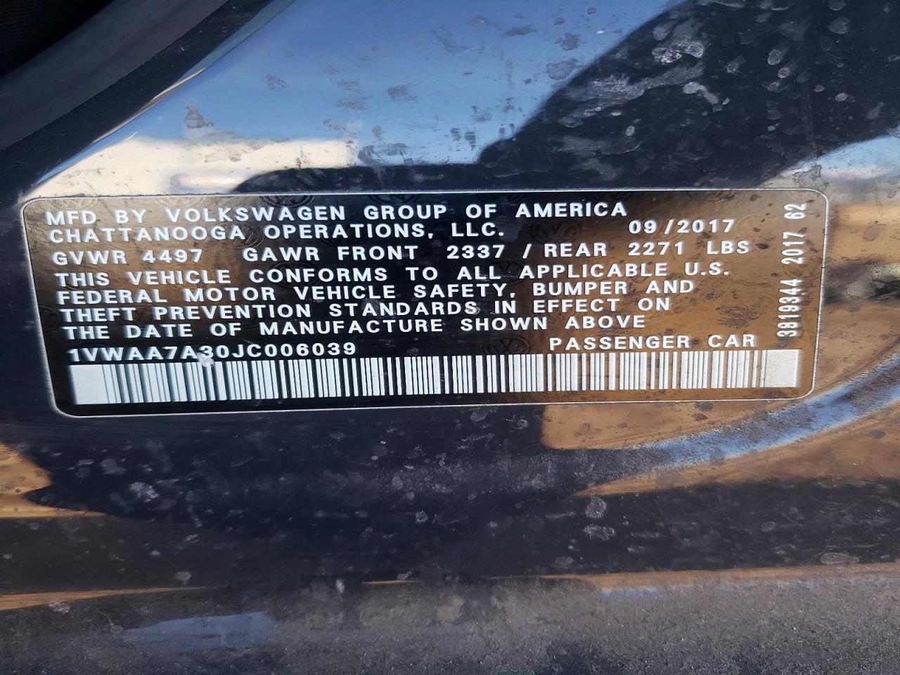 2018 VOLKSWAGEN PASSAT S photo 12