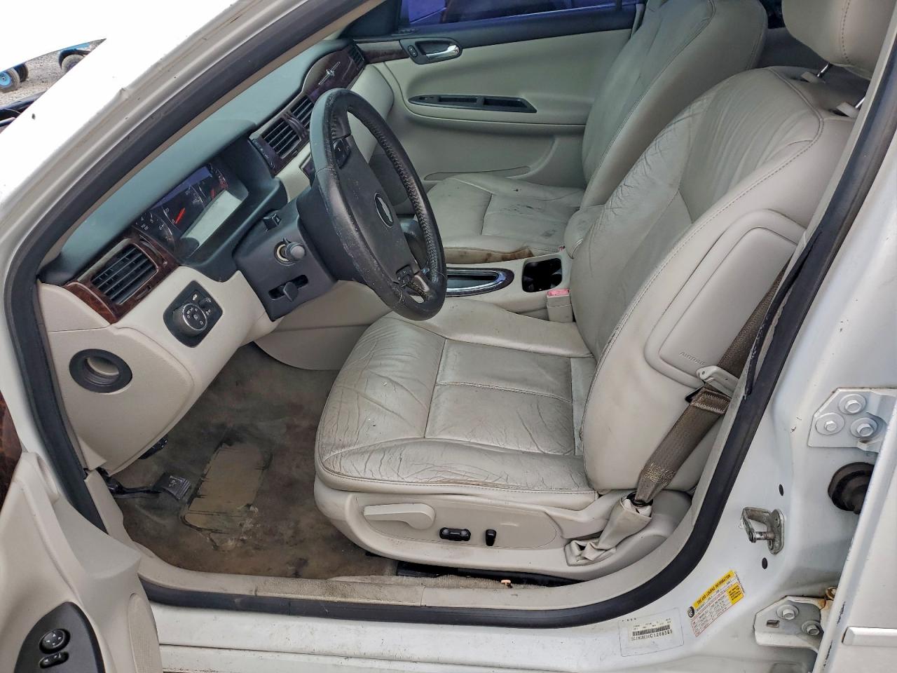 2012 CHEVROLET IMPALA LTZ photo 7
