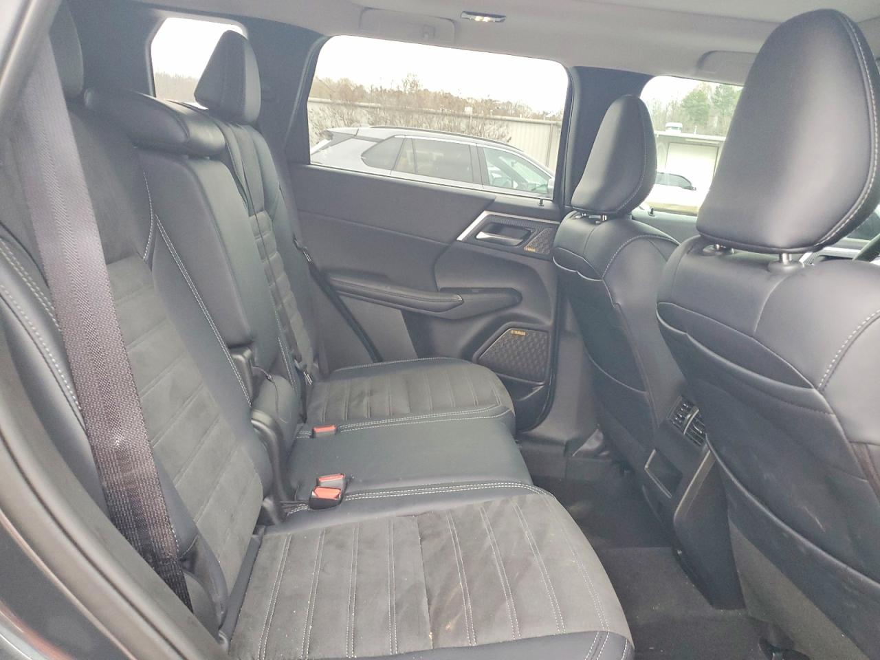 2025 MITSUBISHI OUTLANDER SE photo 11