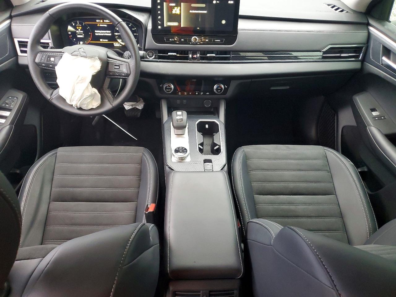 2025 MITSUBISHI OUTLANDER SE photo 8