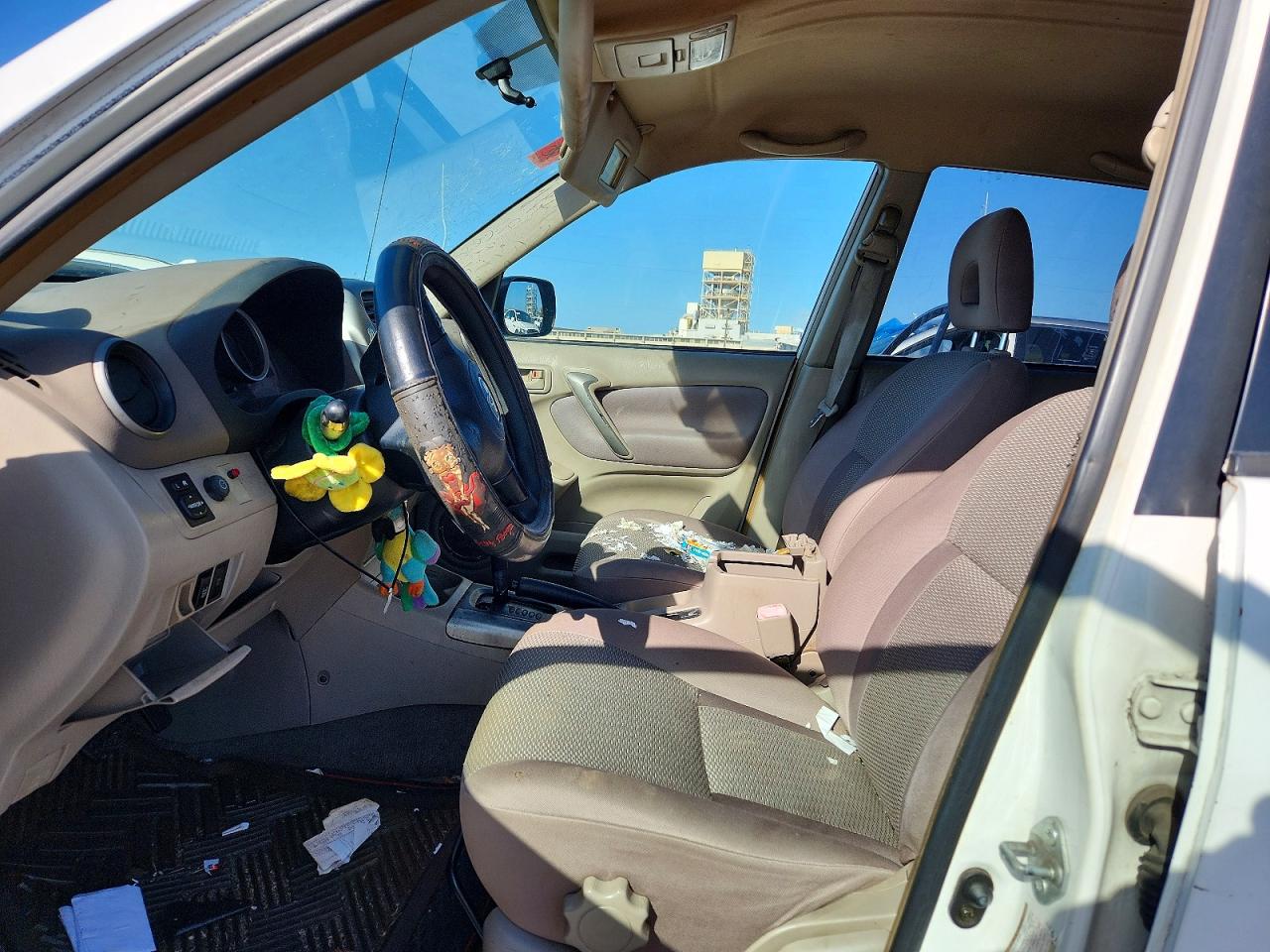 2005 TOYOTA RAV4 photo 7