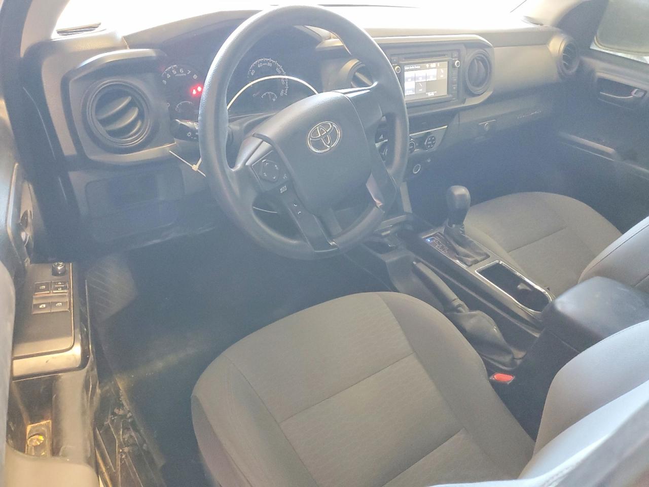 2017 TOYOTA TACOMA ACCESS CAB photo 8