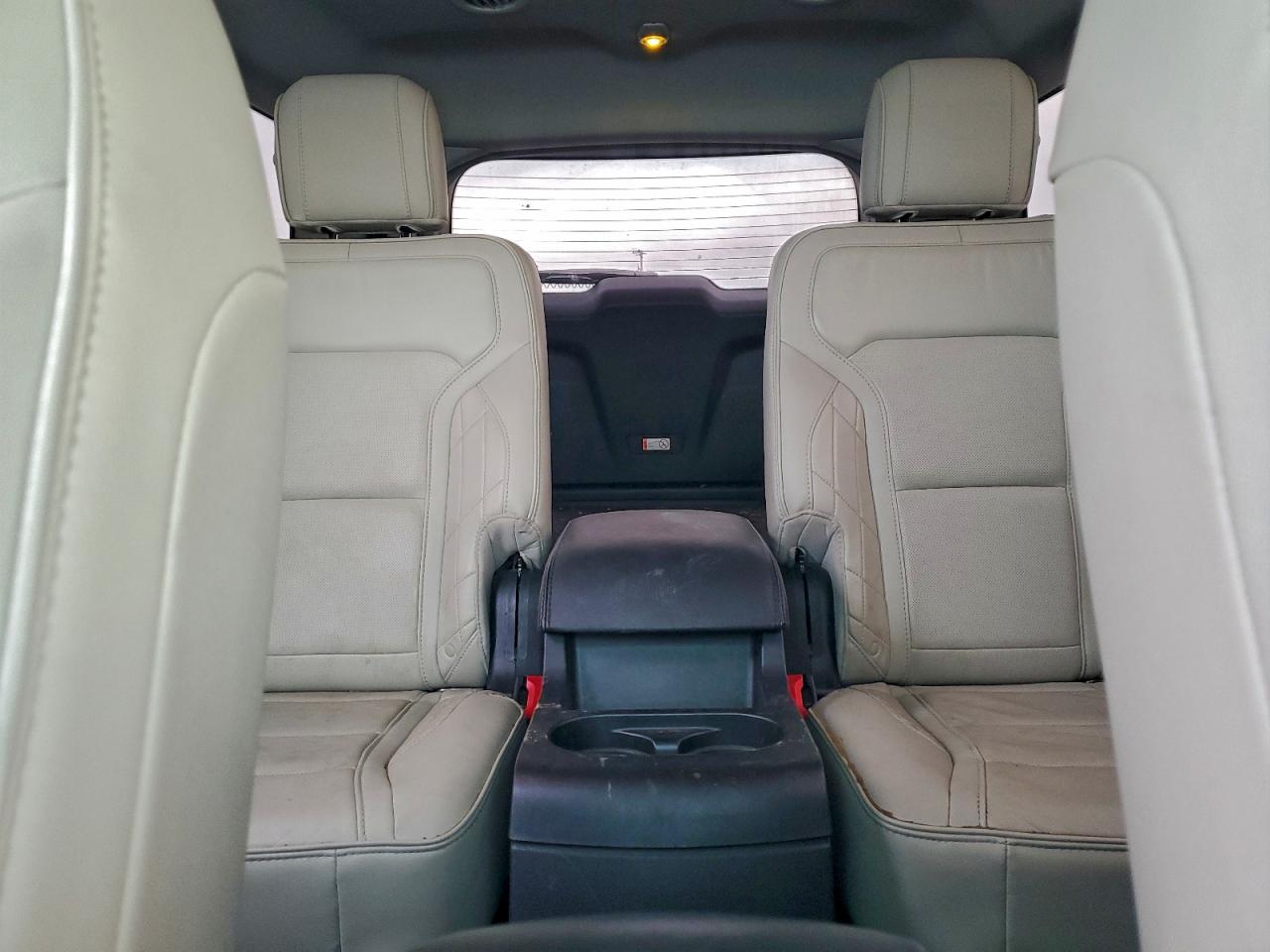 2016 FORD EXPLORER PLATINUM photo 19