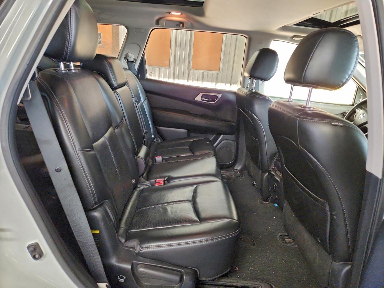2017 NISSAN PATHFINDER S photo 11