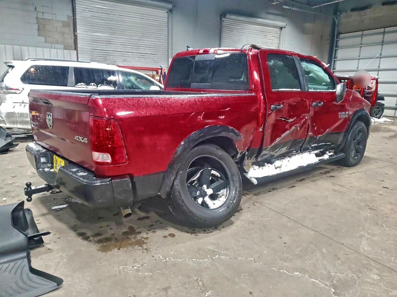 2014 RAM 1500 SLT photo 3