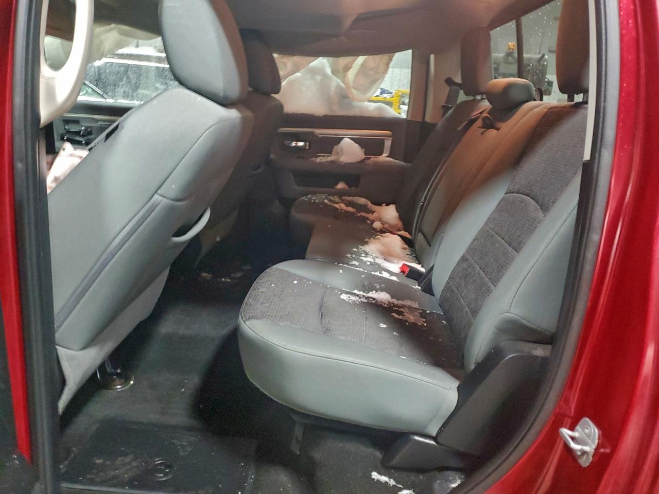 2014 RAM 1500 SLT photo 10