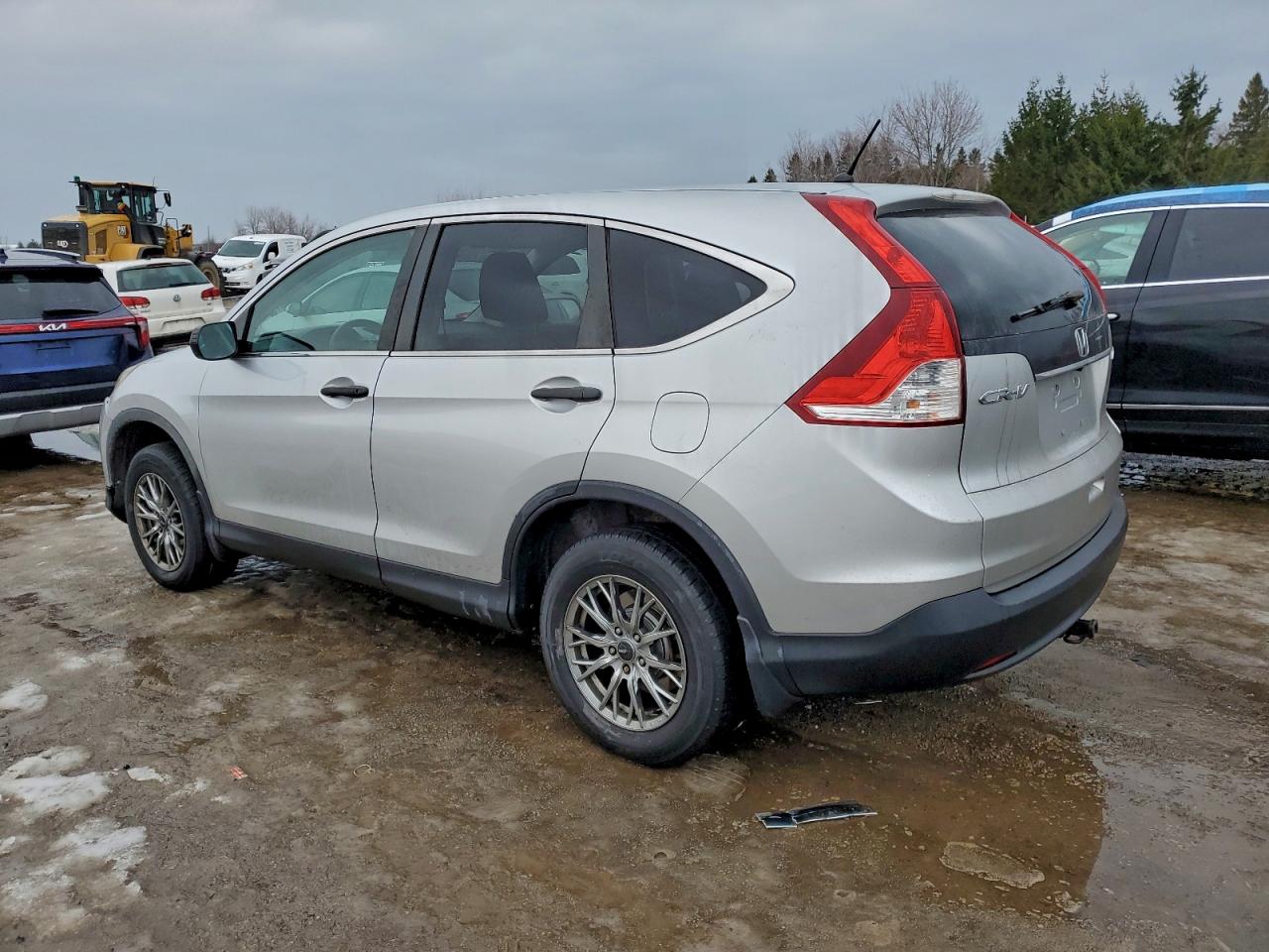 2013 HONDA CR-V LX photo 3