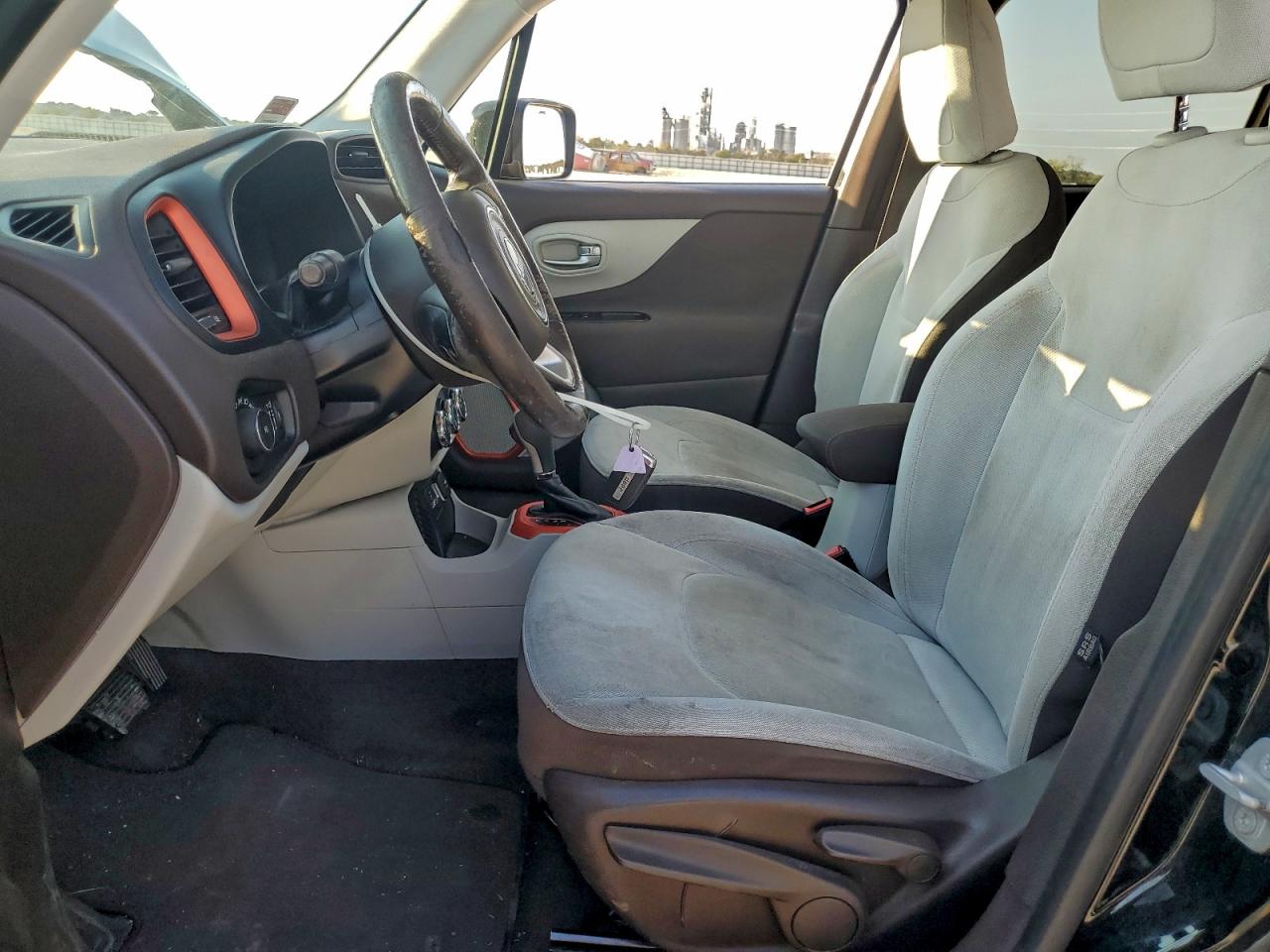 2015 JEEP RENEGADE LATITUDE photo 19