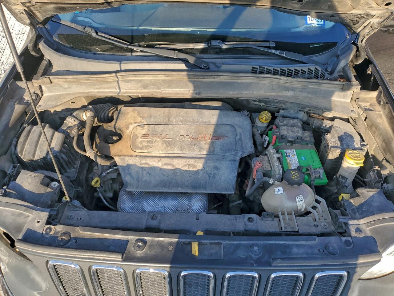2015 JEEP RENEGADE LATITUDE photo 34