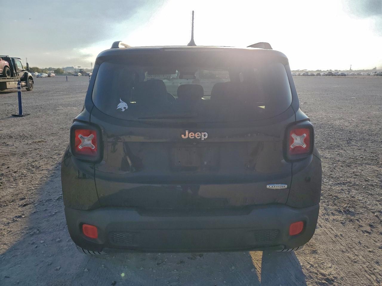 2015 JEEP RENEGADE LATITUDE photo 16
