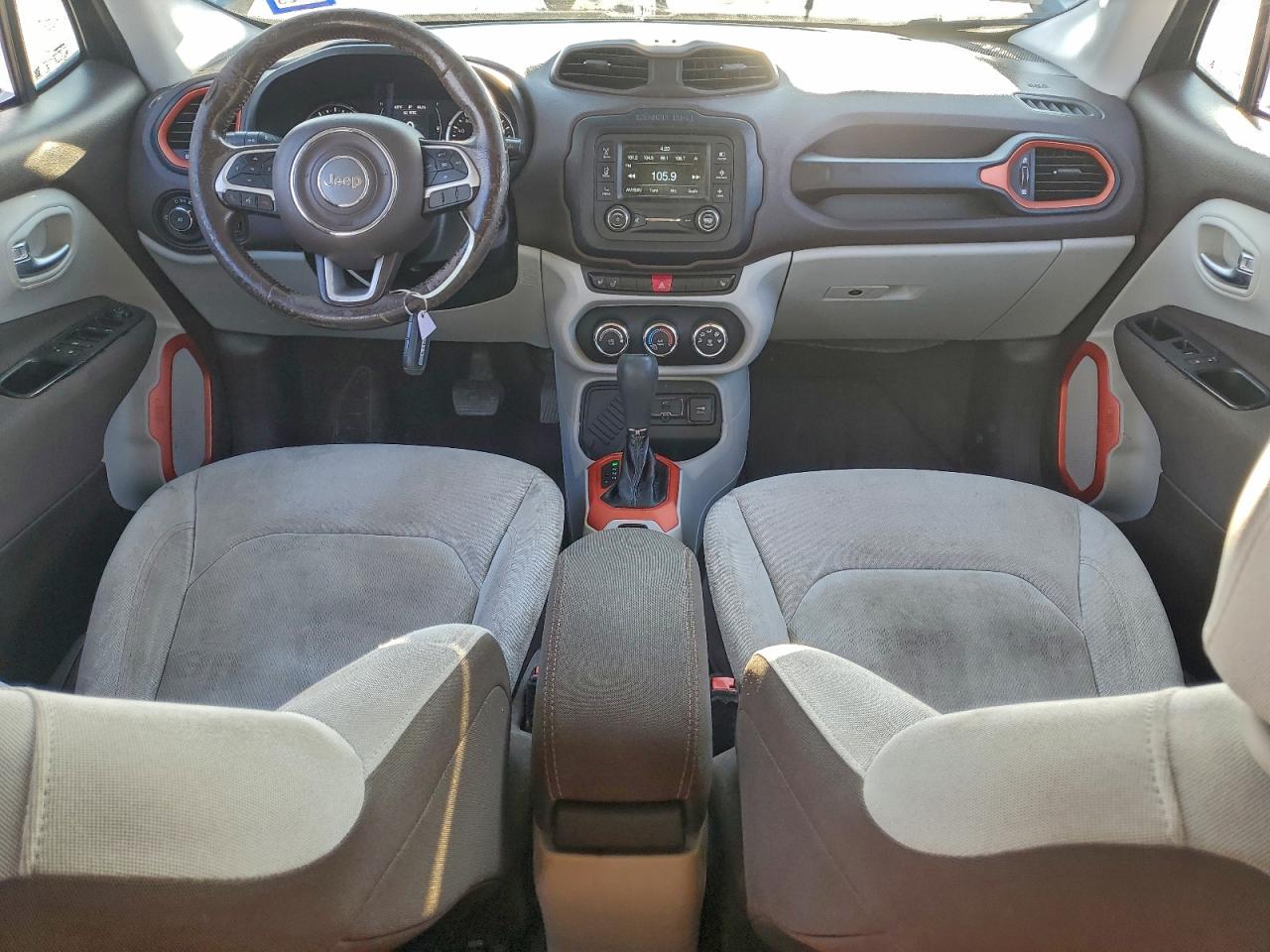 2015 JEEP RENEGADE LATITUDE photo 22