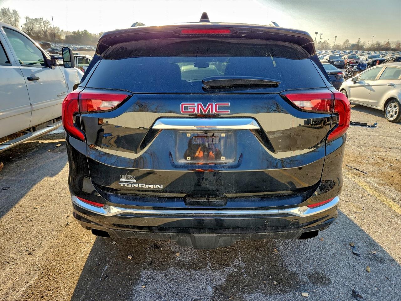 2018 GMC TERRAIN DENALI photo 6