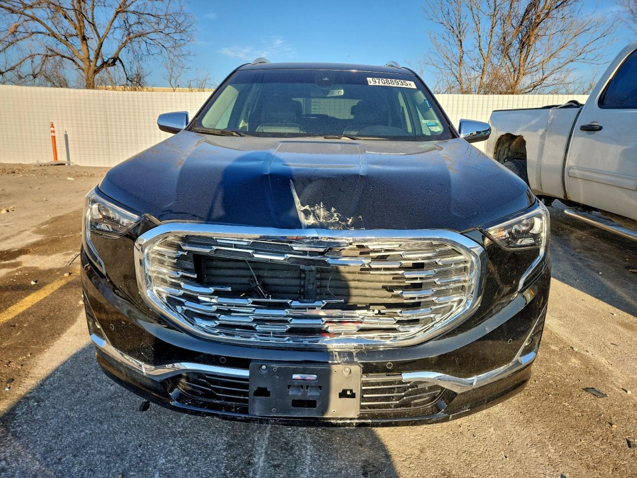 2018 GMC TERRAIN DENALI photo 5