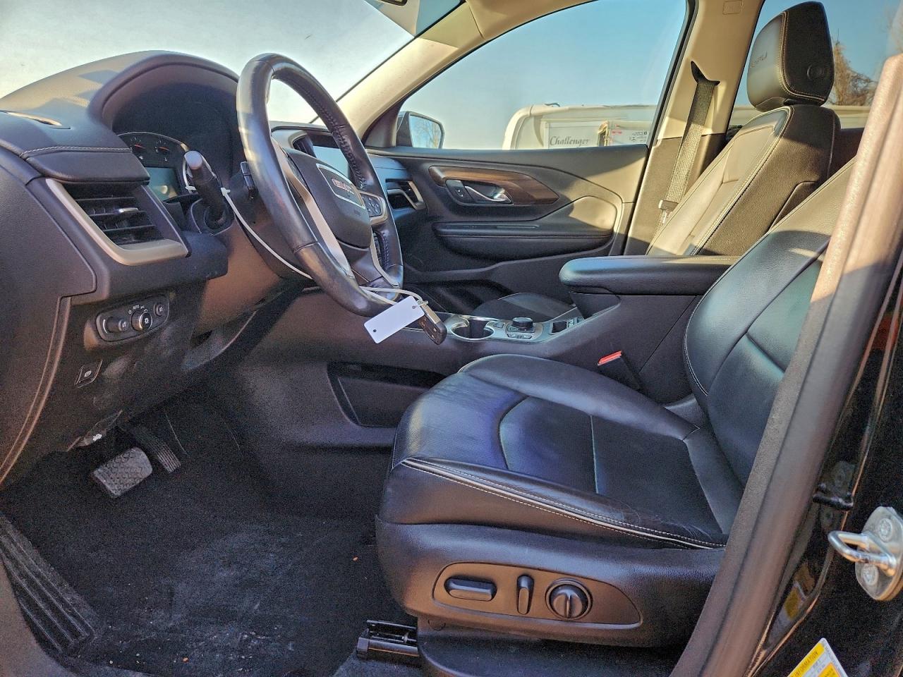 2018 GMC TERRAIN DENALI photo 7
