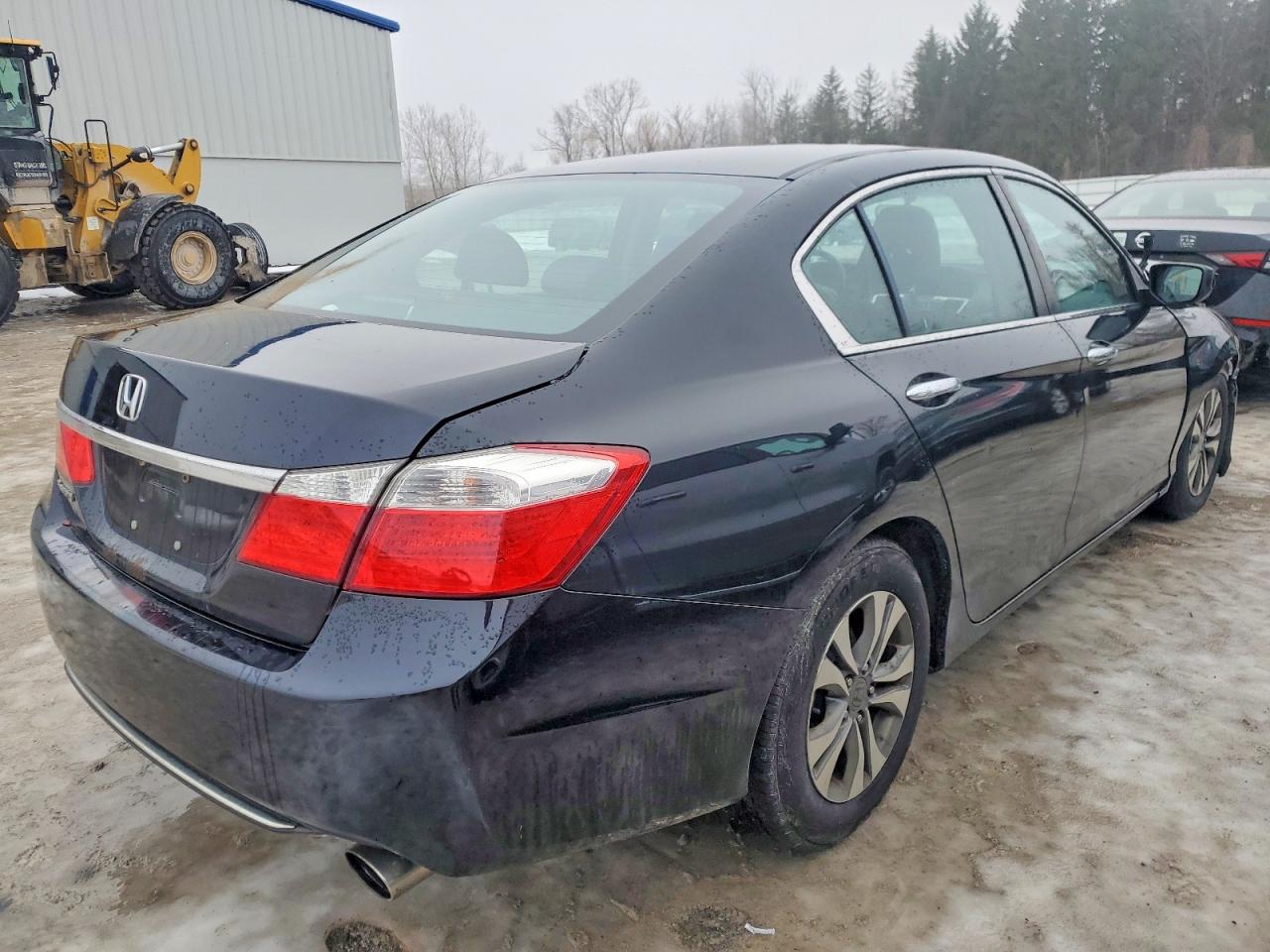 2015 HONDA ACCORD LX photo 7