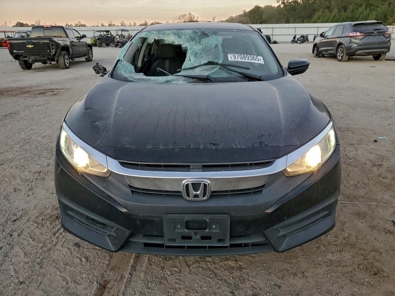 2016 HONDA CIVIC LX photo 13