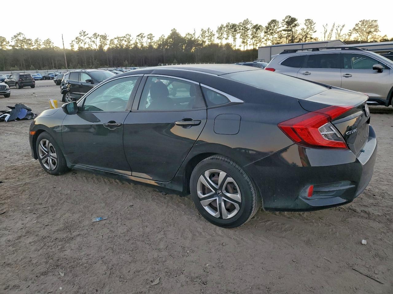 2016 HONDA CIVIC LX photo 4