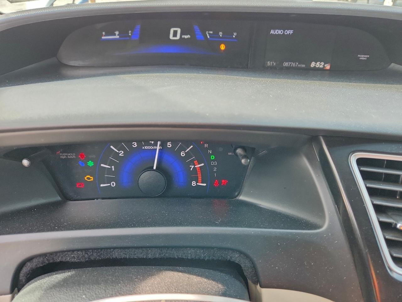 2013 HONDA CIVIC LX photo 25