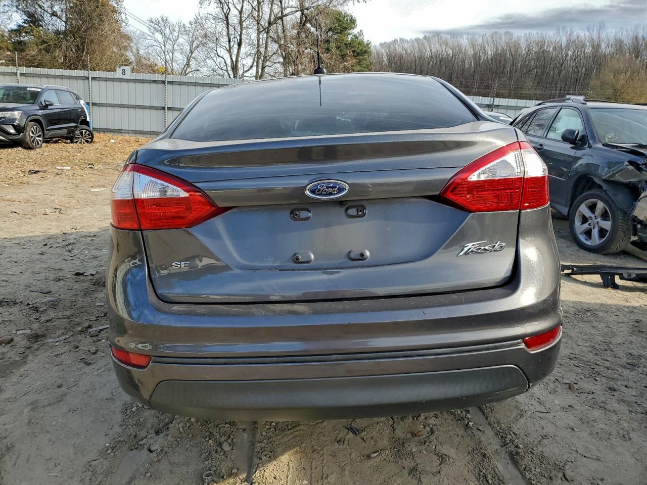 2019 FORD FIESTA SE photo 11