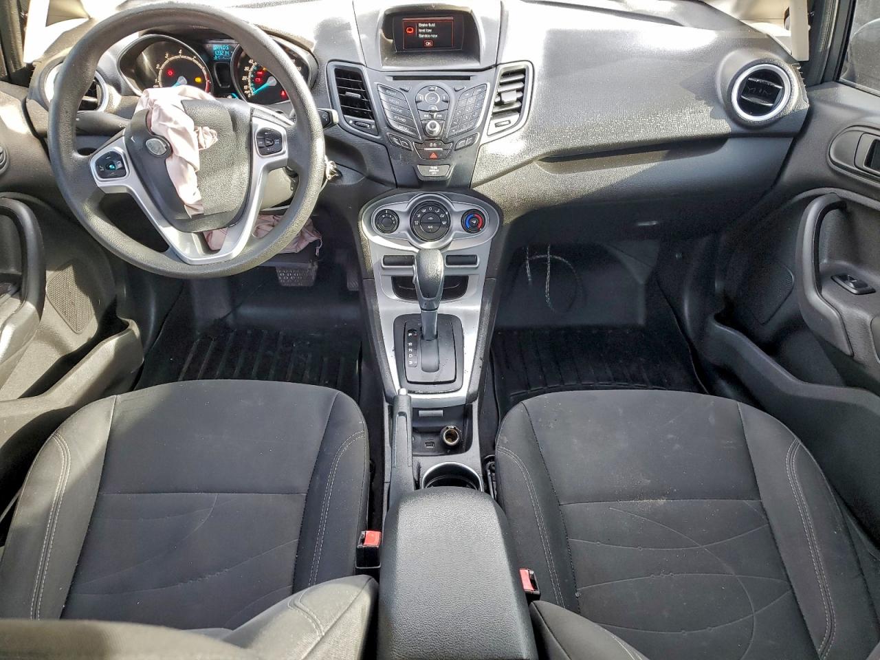 2019 FORD FIESTA SE photo 15