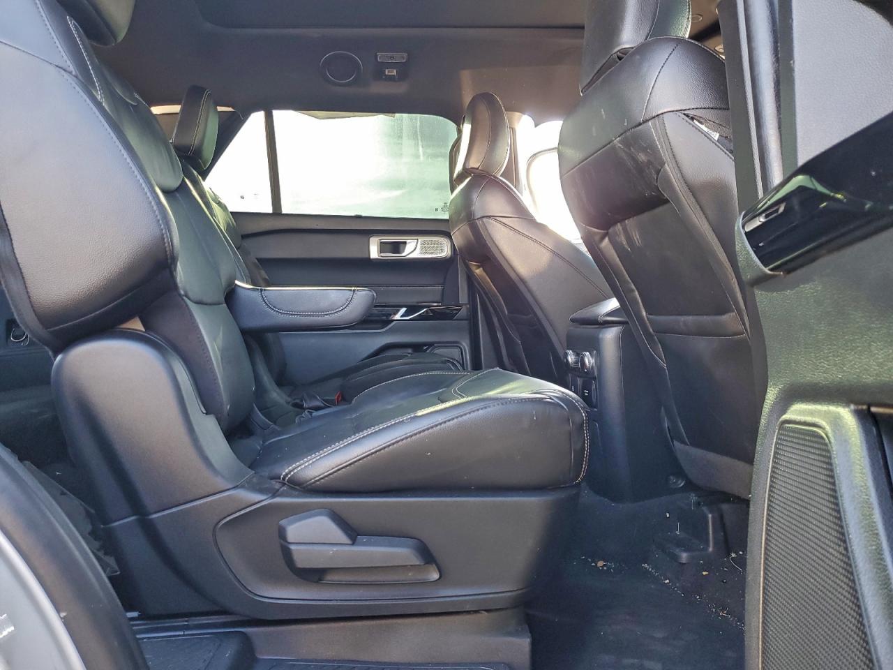 2023 FORD EXPLORER ST photo 11