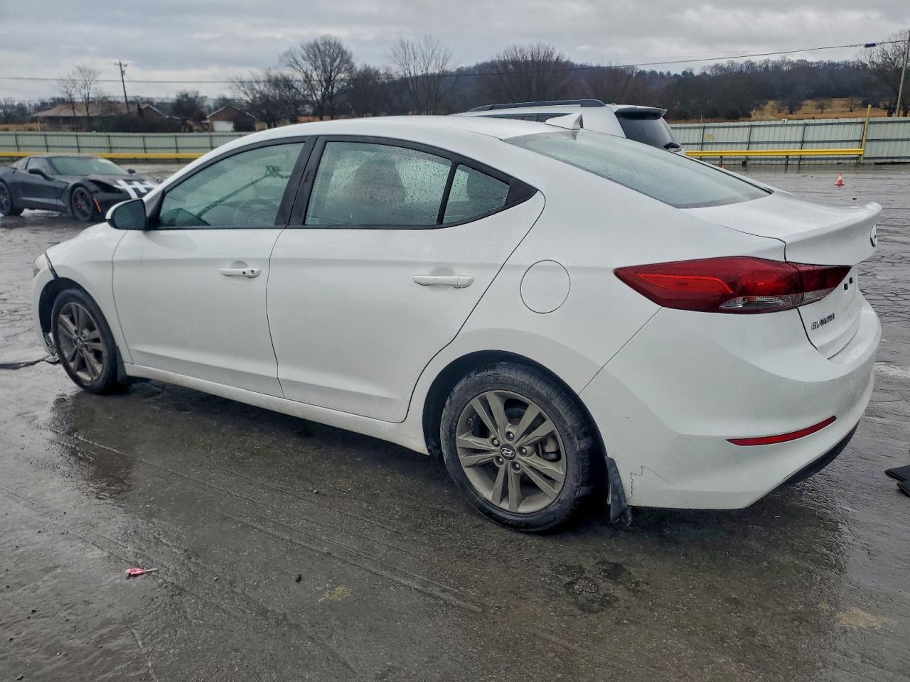 2018 HYUNDAI ELANTRA SEL photo 2