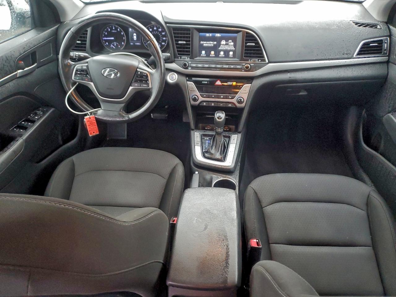 2018 HYUNDAI ELANTRA SEL photo 8