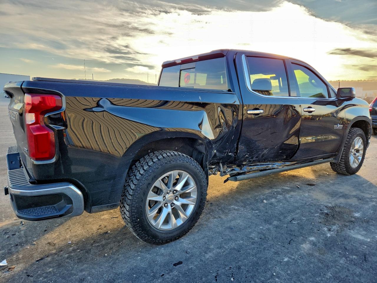 2021 CHEVROLET SILVERADO K1500 LTZ photo 5