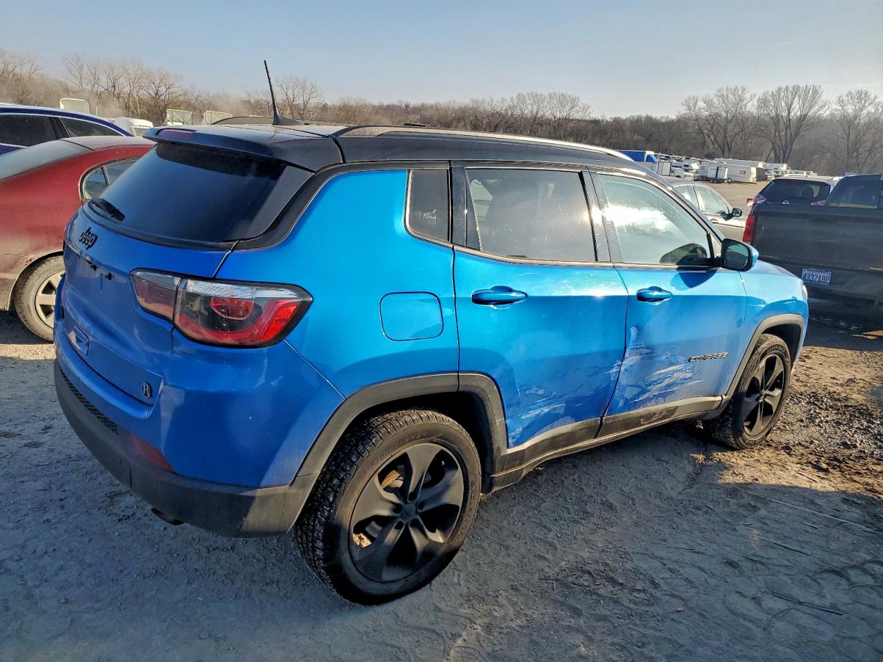2019 JEEP COMPASS LATITUDE photo 3