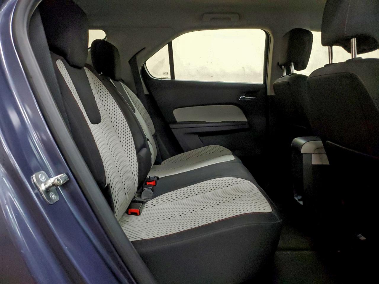 2013 CHEVROLET EQUINOX LS photo 11