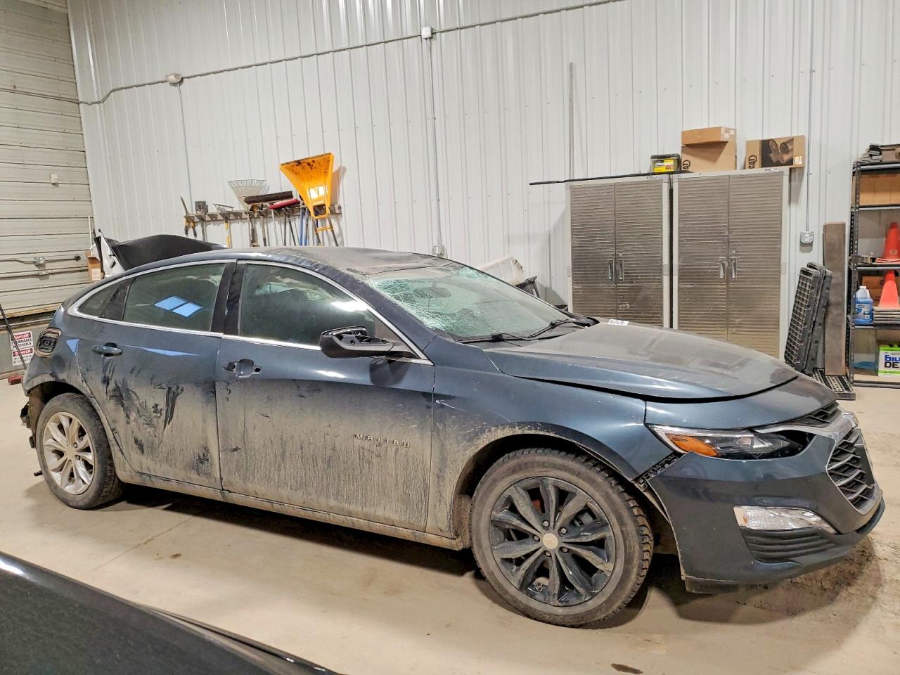 2020 CHEVROLET MALIBU LT photo 4