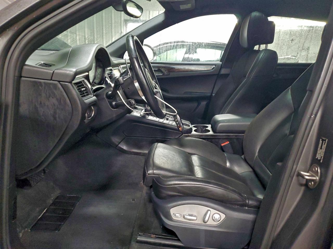 2015 PORSCHE MACAN S photo 7