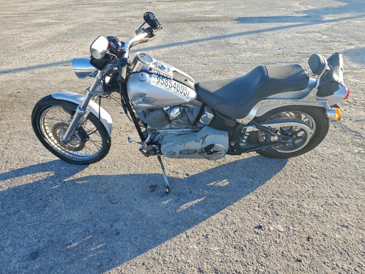 2001 HARLEY-DAVIDSON FXST photo 5