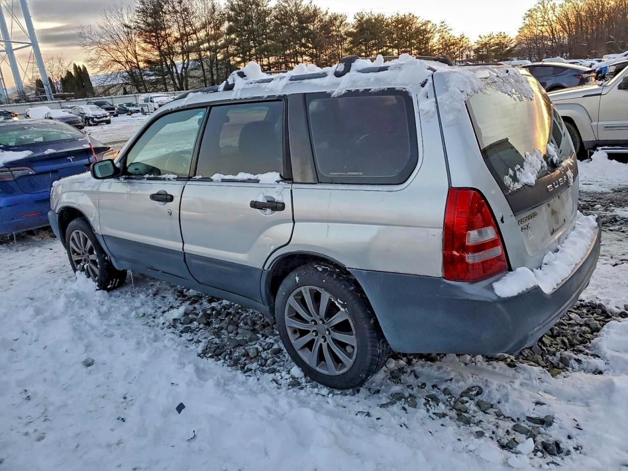2005 SUBARU FORESTER 2.5X photo 3