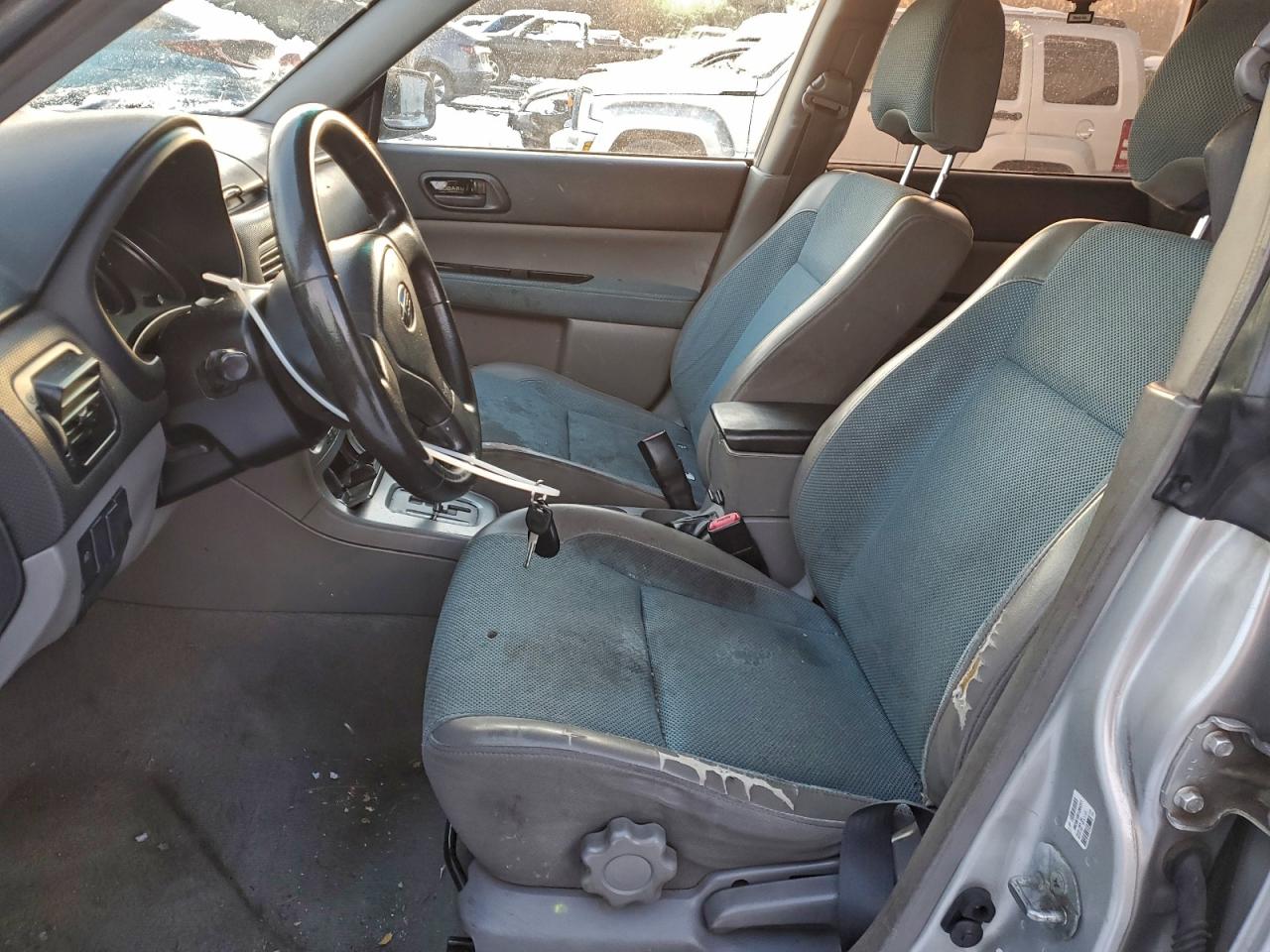 2005 SUBARU FORESTER 2.5X photo 13