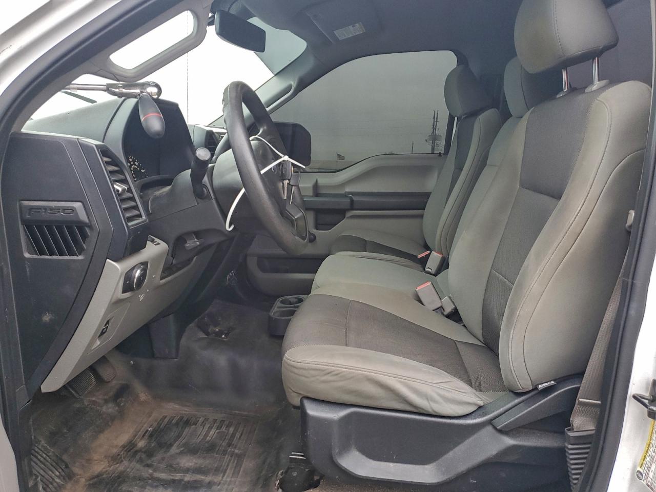 2015 FORD F150 photo 19