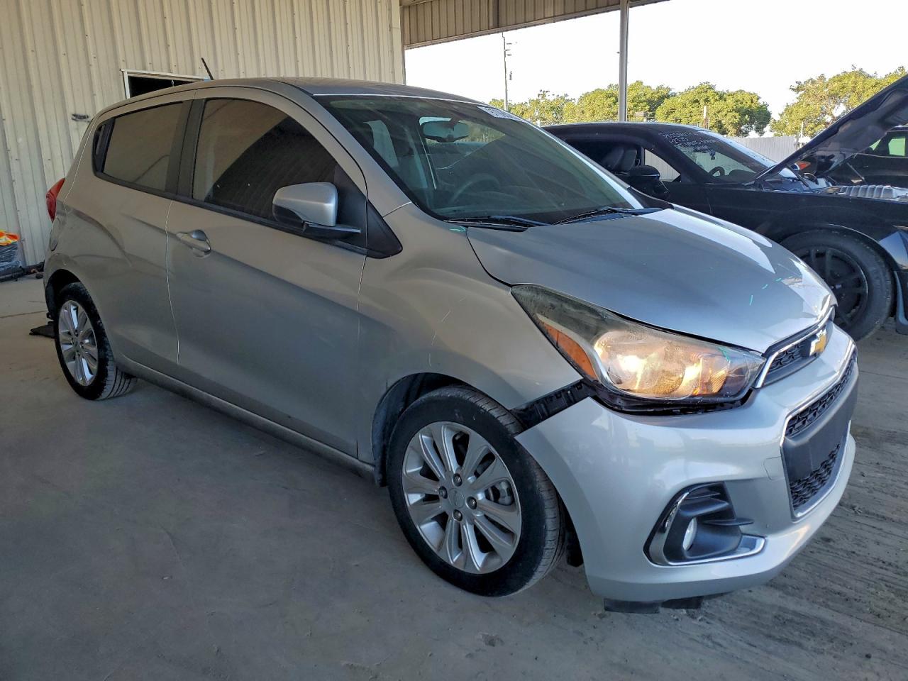 2017 CHEVROLET SPARK 1LT photo 4