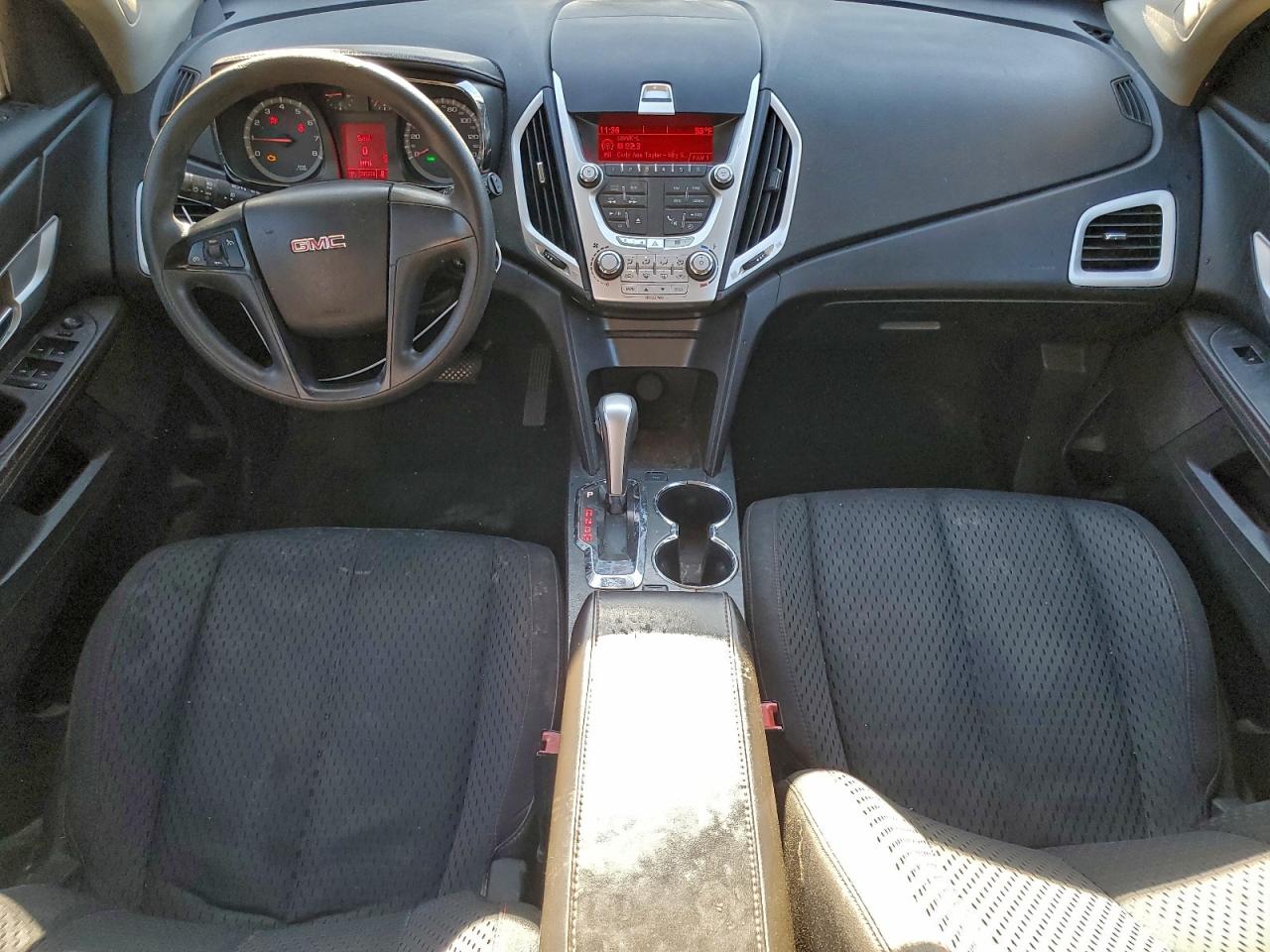 2011 GMC TERRAIN SLE photo 8