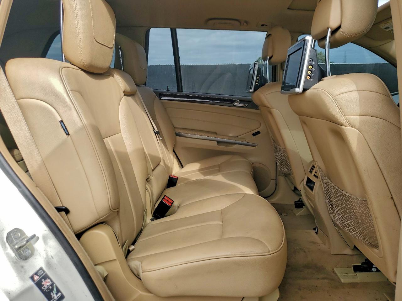 2012 MERCEDES-BENZ GL 350 BLUETEC photo 11