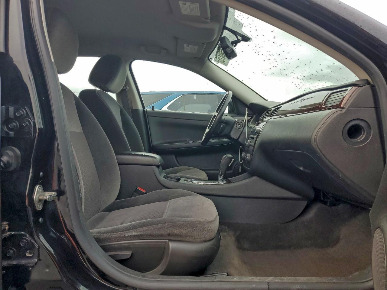 2013 CHEVROLET IMPALA LT photo 5