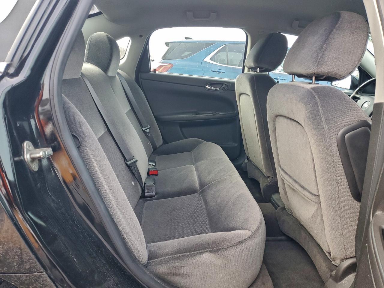 2013 CHEVROLET IMPALA LT photo 6