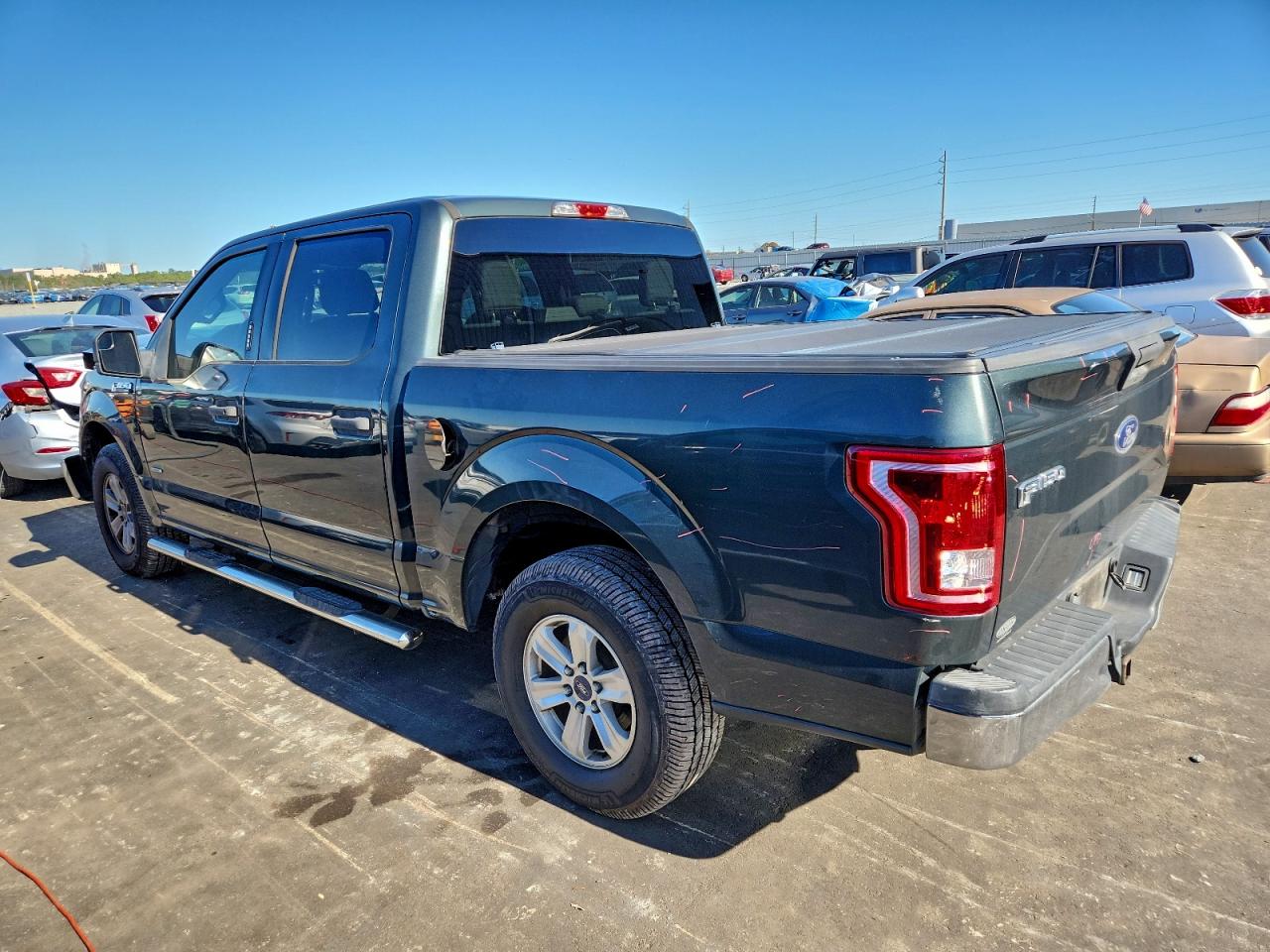 2015 FORD F150 SUPERCREW photo 2