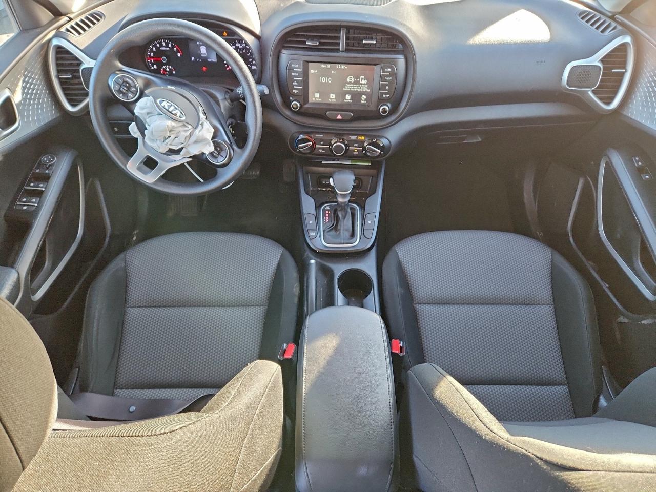 2020 KIA SOUL LX photo 15