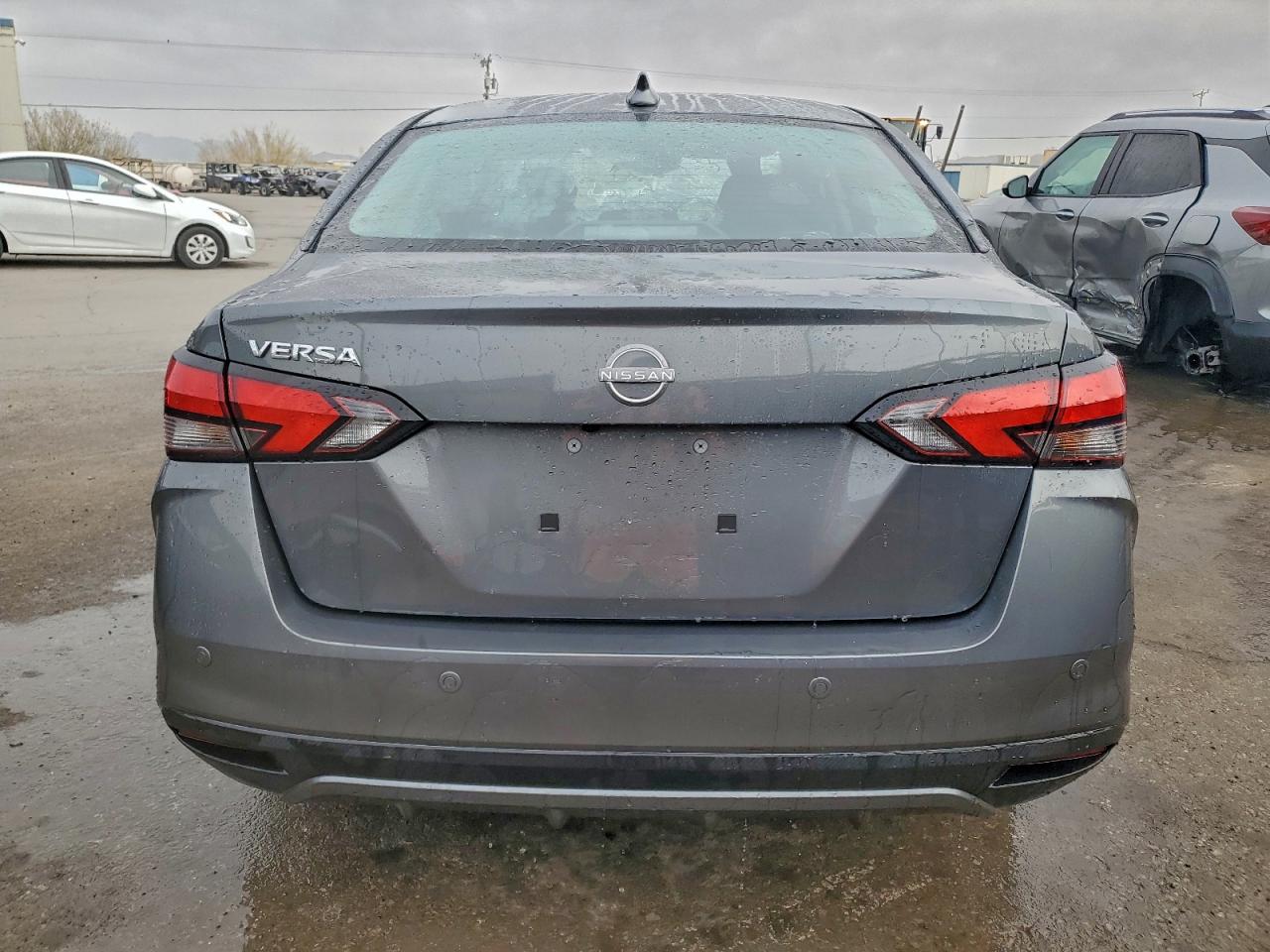 2025 NISSAN VERSA SV photo 6