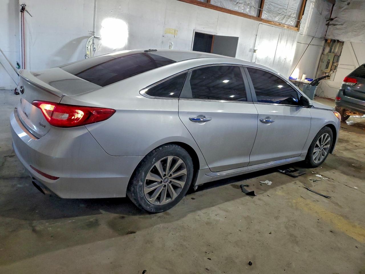 2017 HYUNDAI SONATA SPORT photo 3