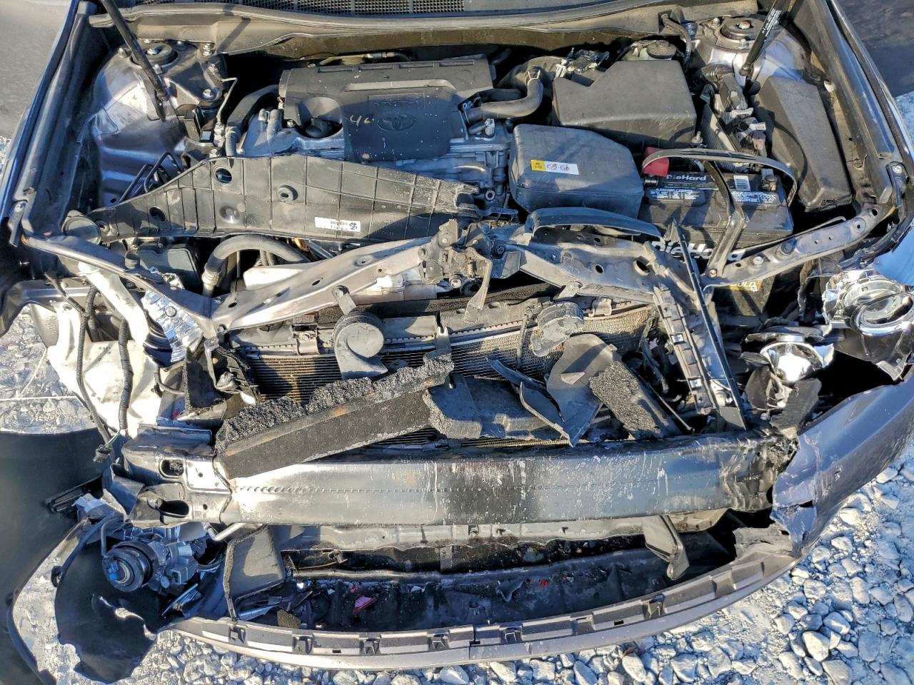 2017 TOYOTA CAMRY LE photo 11