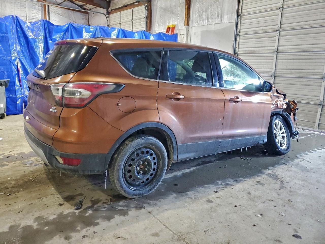 2017 FORD ESCAPE SE photo 5
