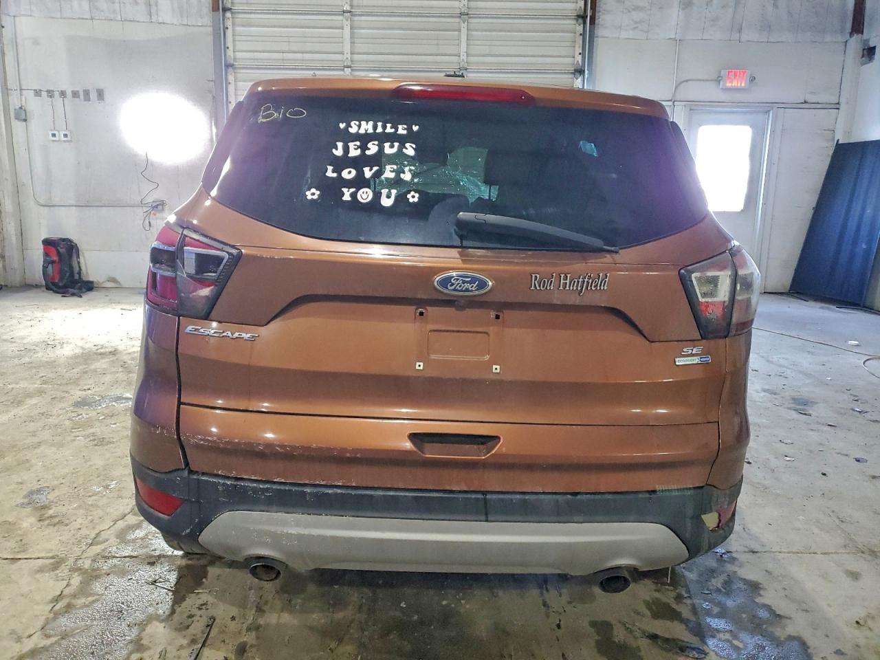 2017 FORD ESCAPE SE photo 11